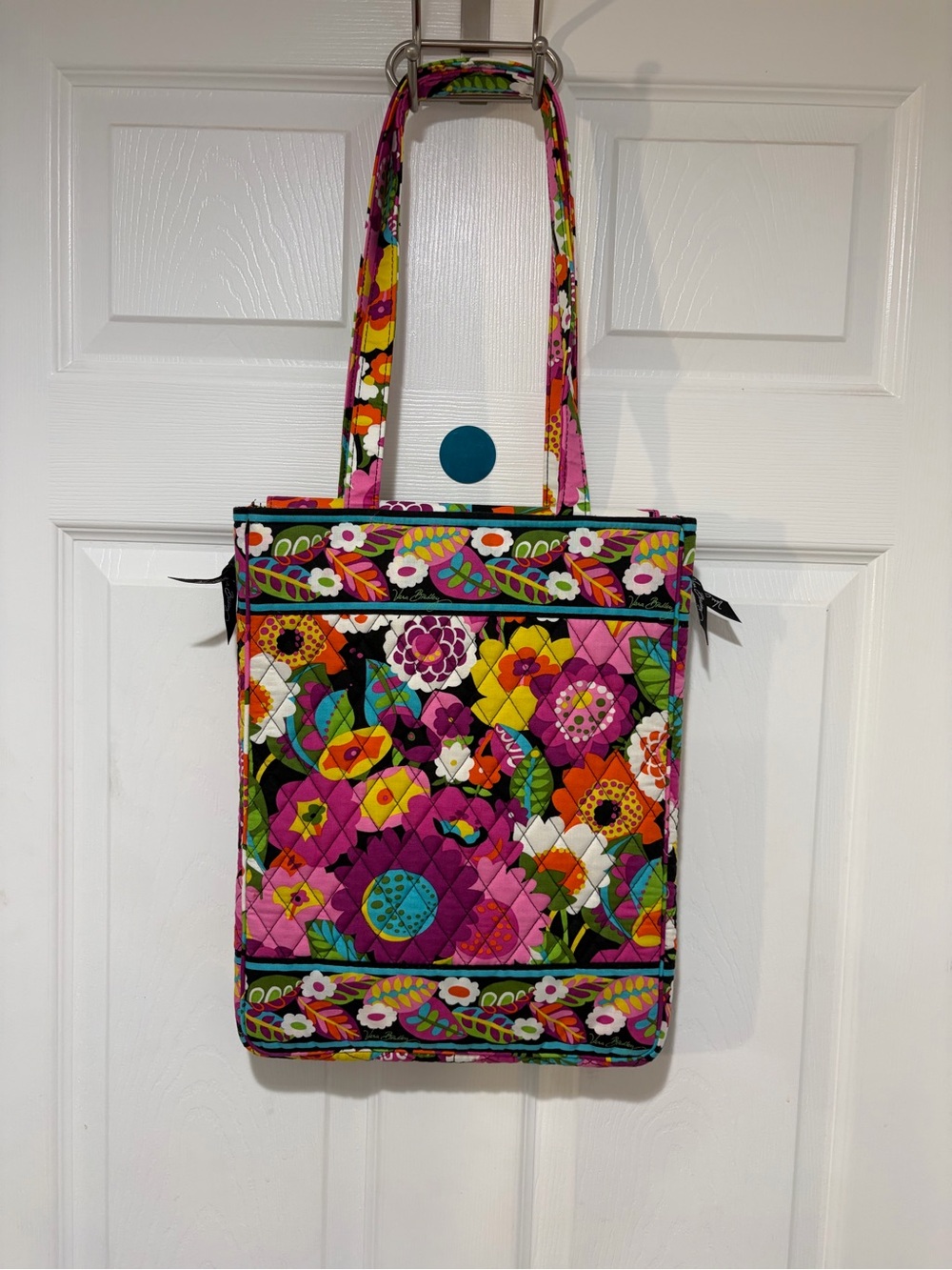 VERA BRADLEY Quilted Laptop Tote Bag in Retired Va Va Bloom Pattern